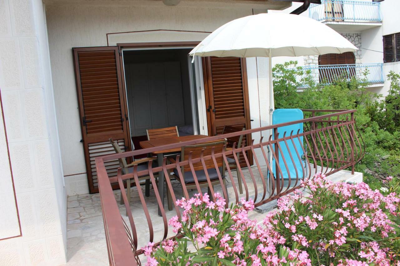 Apartmani Mia Jadranovo Exterior photo